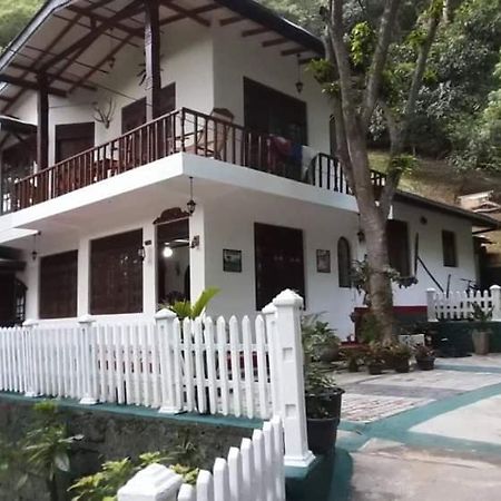 Villa25 Homestay Free Pick Up From The Centre Kandy Eksteriør billede